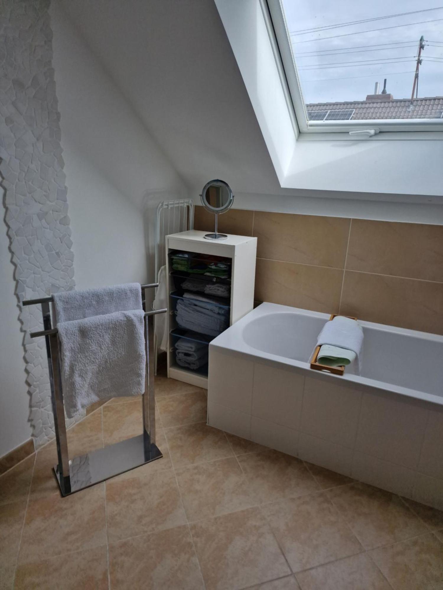 Ferienwohnung Rosenbluete Нойштадт-ан-дер-Вайнштрасе Екстер'єр фото