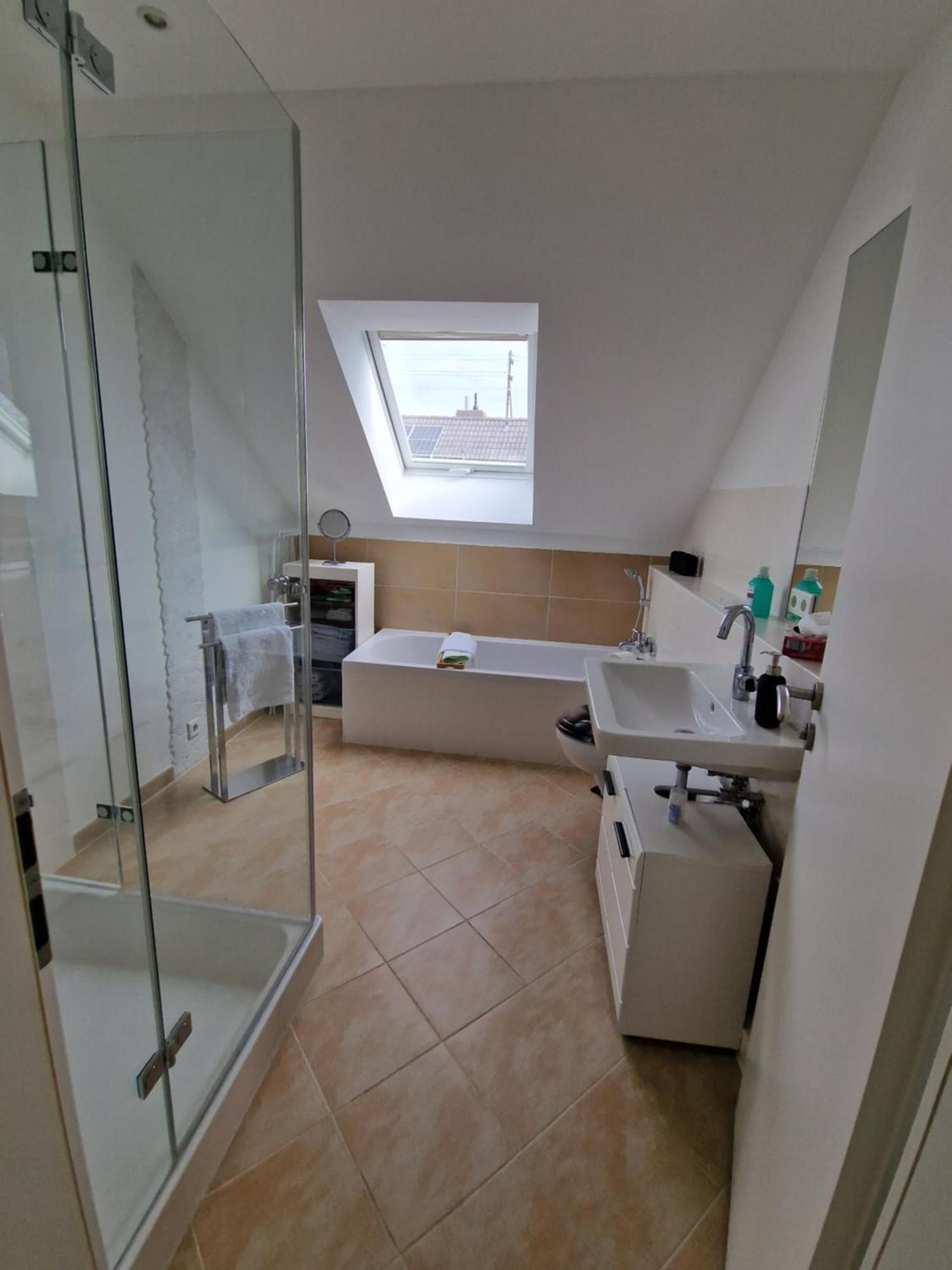 Ferienwohnung Rosenbluete Нойштадт-ан-дер-Вайнштрасе Екстер'єр фото