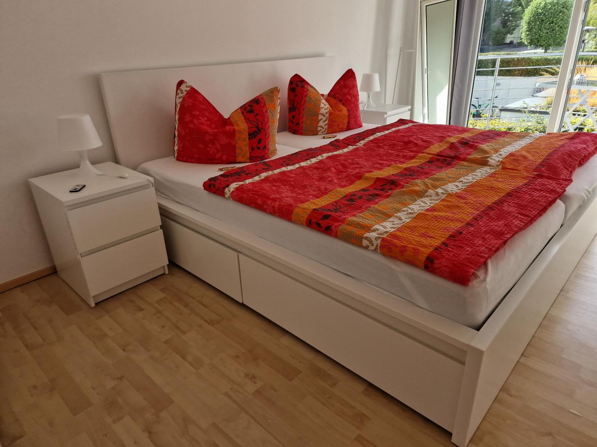 Ferienwohnung Rosenbluete Нойштадт-ан-дер-Вайнштрасе Екстер'єр фото